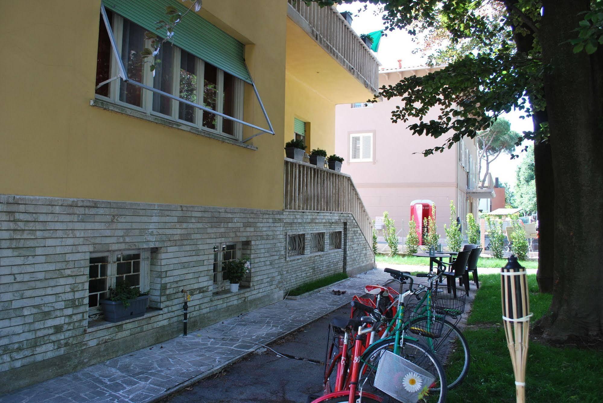 Villa Catelli ลุคคา ภายนอก รูปภาพ